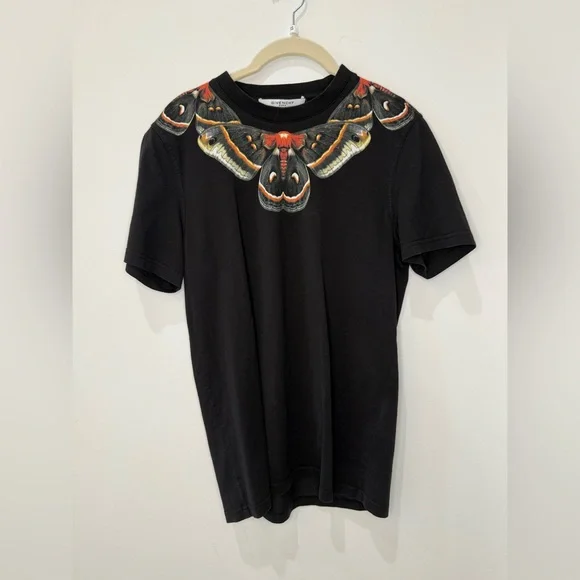 Givenchy - Picture 2 of 5